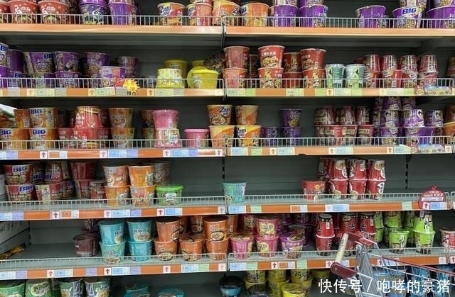 难怪|方便面的面饼上,设有这个“小套路”,程序员难怪总是吃不饱