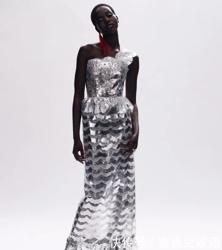 公主|穿高定的香奈儿女孩,是朋克也是卓尔不群的公主