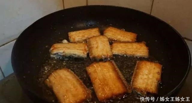 红烧|红烧带鱼香味十足,制作简单,非常下饭,深受人们欢迎