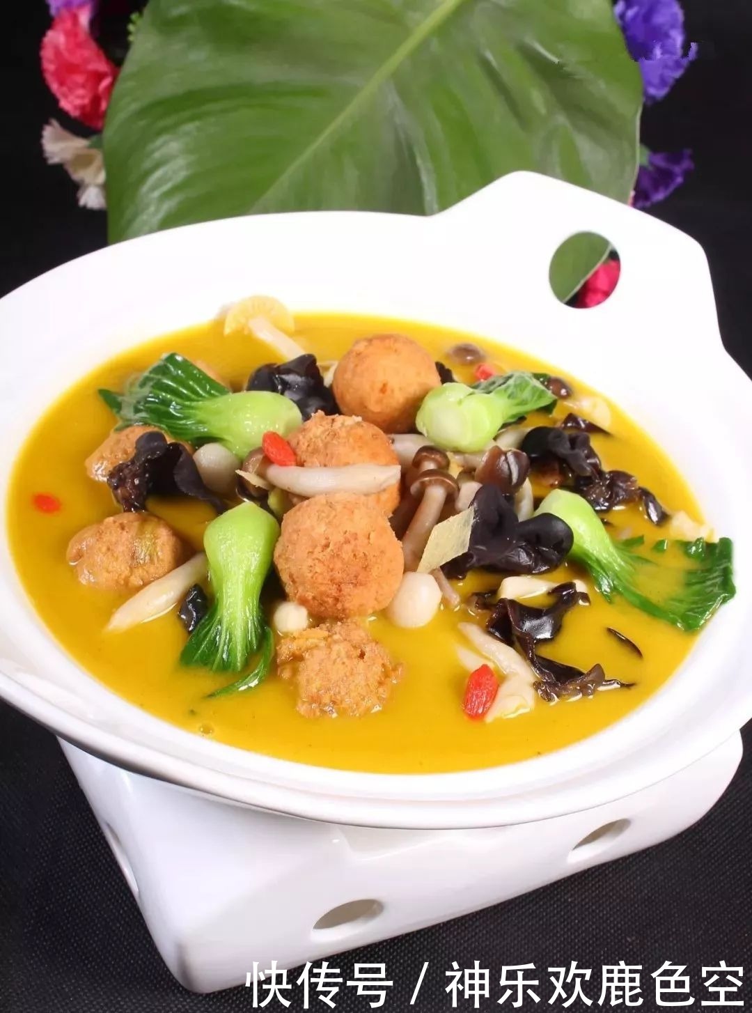 鸡汁|精选美食:木须肉片、鸡汁什锦烩御圆、小二回锅鸡、泡菜丝瓜美蛙