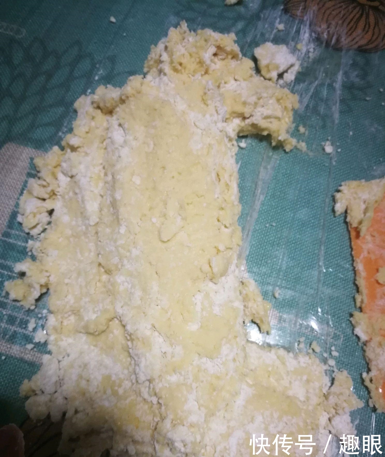  饼干|西瓜饼干的做法步骤，小孩子最爱