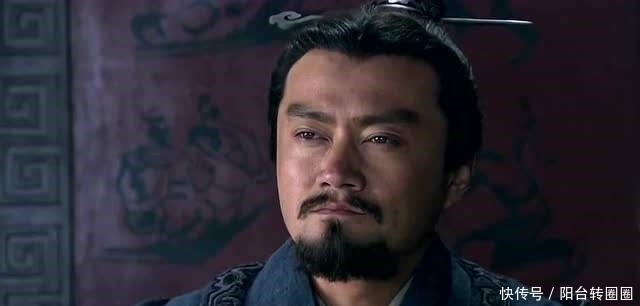 横扫|章邯当将军时横扫六国，为何做雍王时却连刘邦都打不过？