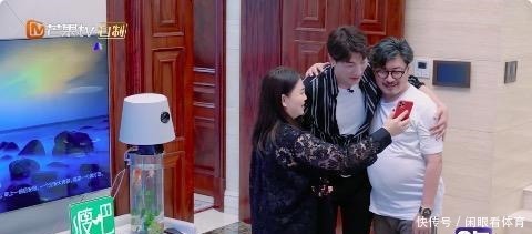 生活费|王岳伦被罚跪体重秤,李湘掌握经济大权,按月给父母生活费