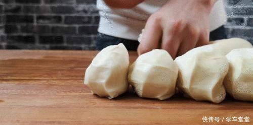 大碗宽面|面条不要手擀了,大厨教你做“油泼干拌二合一”,天天吃都不腻