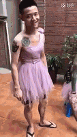 发现|搞笑GIF：发现一个很皮的大象