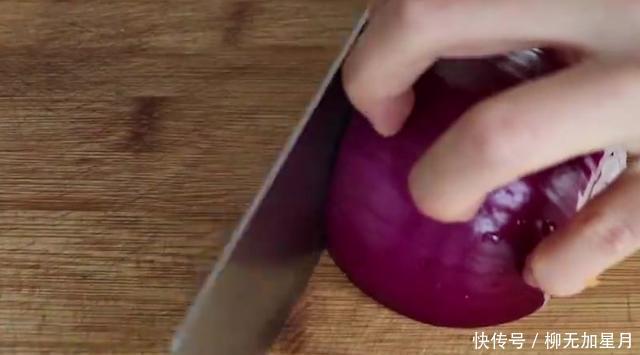  美味|鸡蛋白菜还能这样吃，美味至极，吃过一次念念不忘！