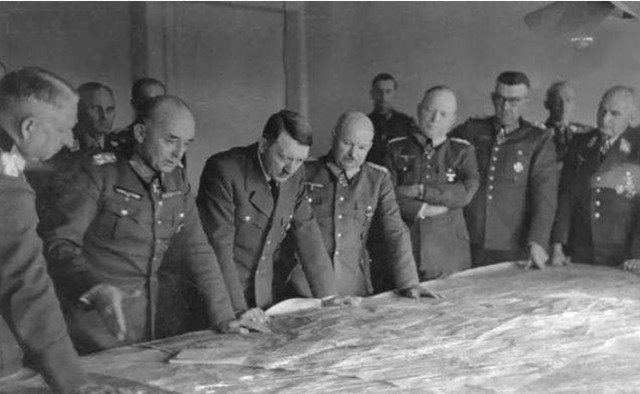 戒掉|希特勒3大禁忌，坚决不碰任何一个，但让现代人戒掉一个都难