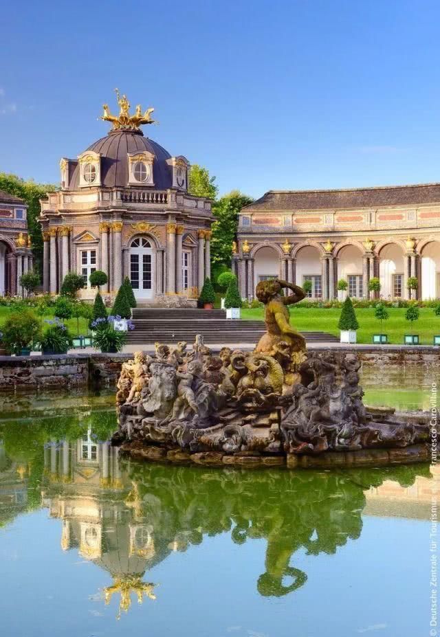 古城堡|60几岁的古城堡之途为什么能一直维持“青春年少”?