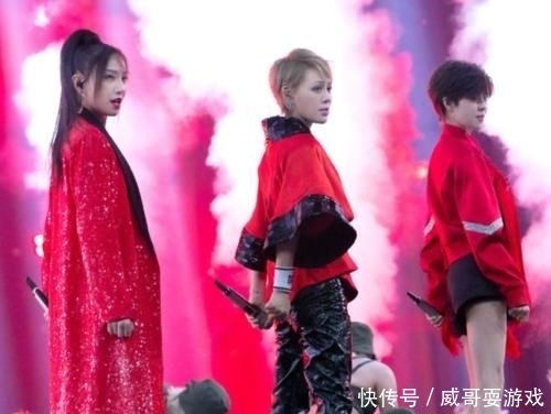  宁静|芒果之夜《浪姐》担当主角，万茜带伤主持，宁静团再唱《Flow》超燃