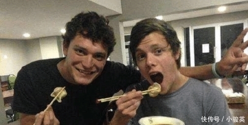 吃法|老外吐槽中餐好吃，就是吃不饱，看到他们的吃法，网友哭笑难怪