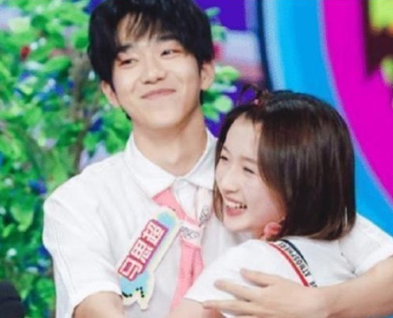 唯一|唯一个被踢出《快本》的主持人,为上镜不顾一切,何炅想圆场都难