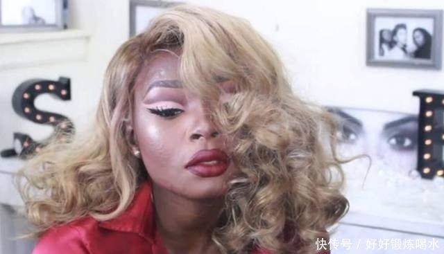 化完|黑人妹子给自己扑了一斤粉来化妆,化完都把自己美哭了!