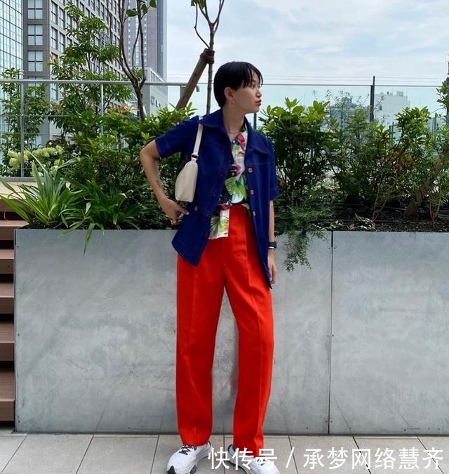 运动服|早秋穿什么?今年流行什么?运动服也能这么时髦你知道吗?