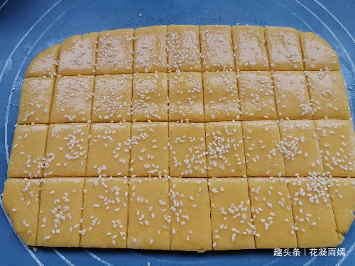 好吃|饼干别再买了,自己在家做,不用黄油和低粉,金黄酥脆,好吃健康