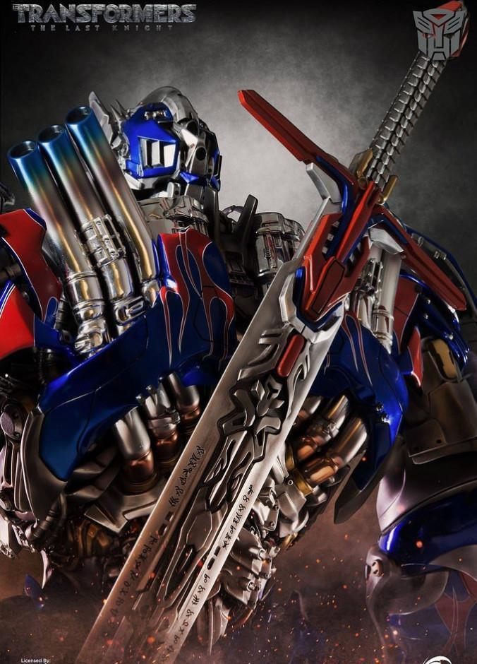  亮相|全球限量！《变形金刚5》擎天柱天价全身雕像正式亮相！