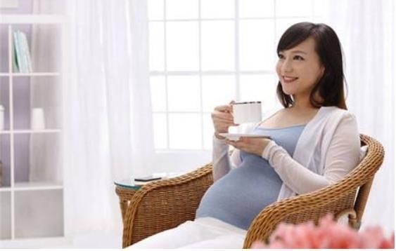 小学生|“没钱买车生什么孩子”孕妇挤公交遭羞辱,小学生帮忙回怼解气