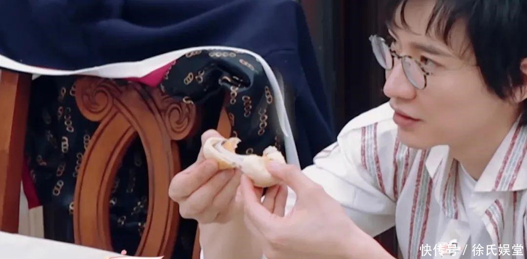 讲究|出门吃饭带锅,在家吃饭用公筷,刘璇讲究的背后是无奈