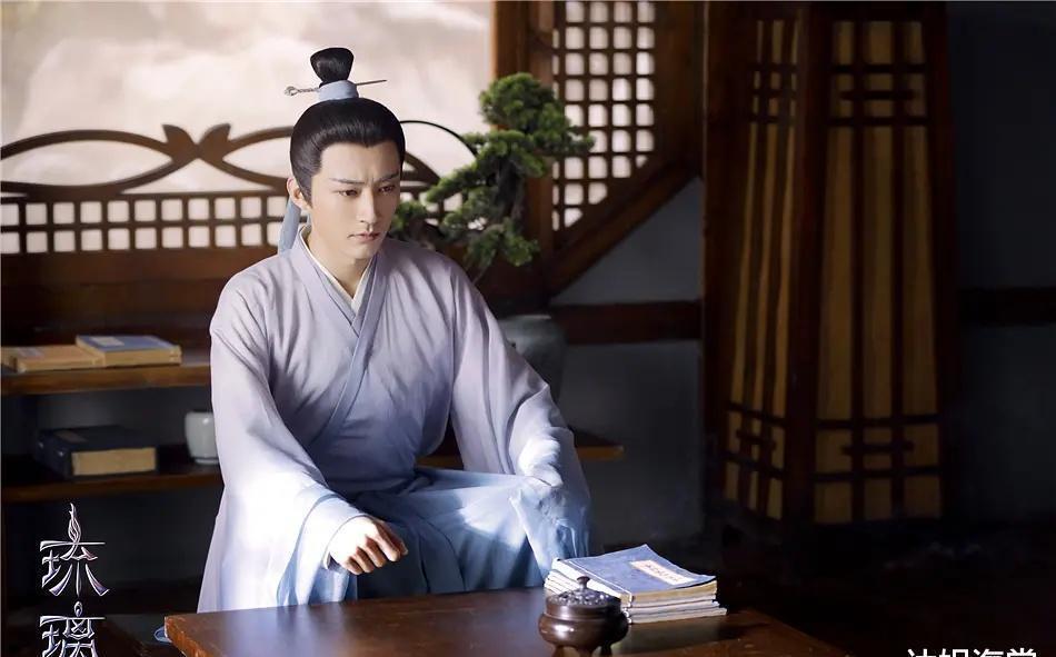  镜头|《琉璃》男二腾蛇百搭，全程陪璇玑追夫，1个动作成就最出彩镜头