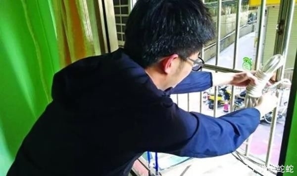  摩天|太吓人！48层摩天住宅楼燃起大火烧成火柱，已致7人受伤！