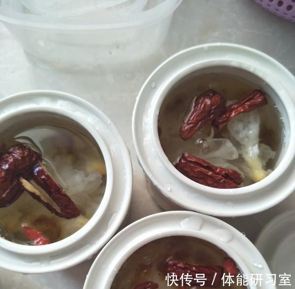 美容养颜|“穷人的阿胶”被发现，大姨当成早饭吃，补血养颜，40岁不显老