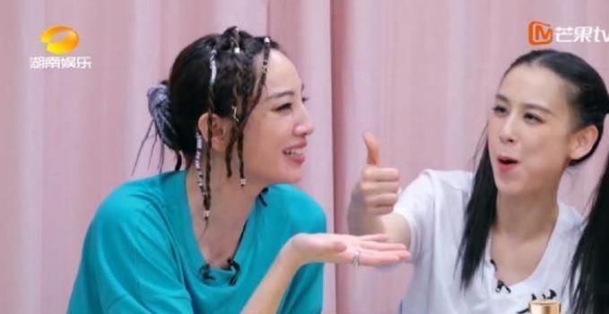 郑希怡|李斯丹妮组互帮互助,宁静组却成了宫斗剧,黄圣依强势郑希怡吃亏