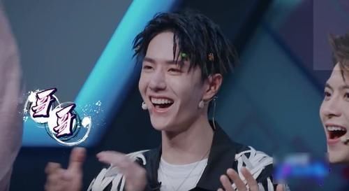  翻白眼|王一博惨遭选手翻白眼，得知真相后，王一博有心了