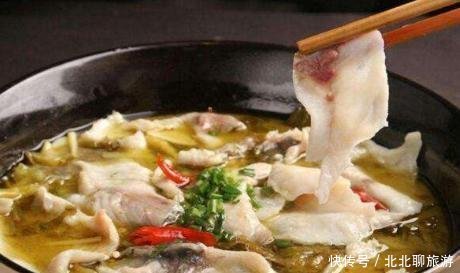 做法|做酸菜鱼时,直接腌鱼肉不对,大厨教你正确做法,鱼肉不碎不腥!