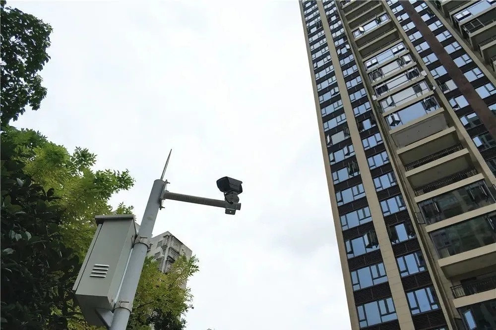 抛物摄像头|多个小区装上特殊摄像头,专拍这种行为!你家小区有吗?