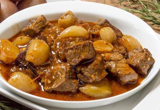 入味|炖牛肉时,别再直接焯水,焯水之前加上一步,牛肉软烂入味还不腥