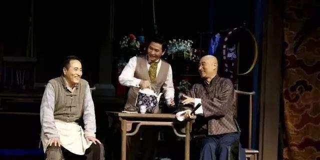  电视台|几乎是“一夜之间”，各个电视台和综艺都不再去追捧他了