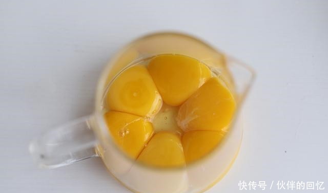 方子|这个方子告诉你如何做出不开裂,不回缩,组织细腻的轻芝士蛋糕