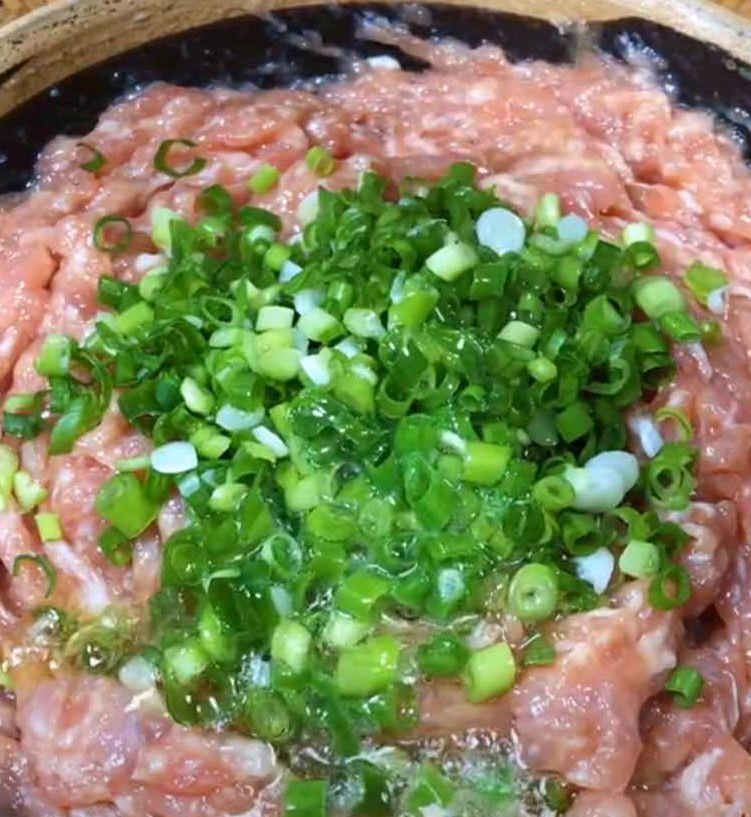  鲜美|肉馅鲜美多汁，必须给它整首诗