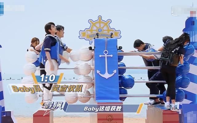  举动|蔡徐坤跟吴宣仪玩搏击，谁留意到蔡徐坤举动“钢铁直男”没错了