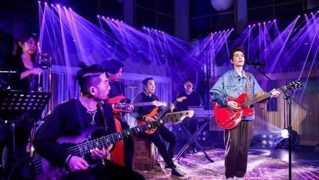 歌手|《歌手》云录制,倒是让梁田受益更多,湖南台终于不止有谢娜撑场