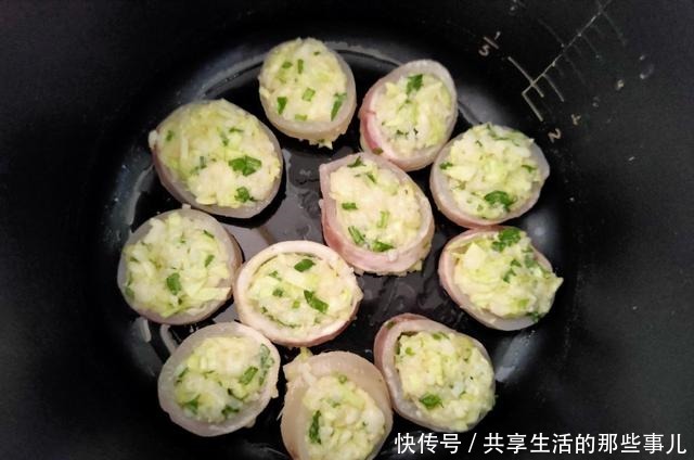 小龙虾|家人爱吃的一款“懒人饭”,简单省事,外酥里糯,鲜味十足