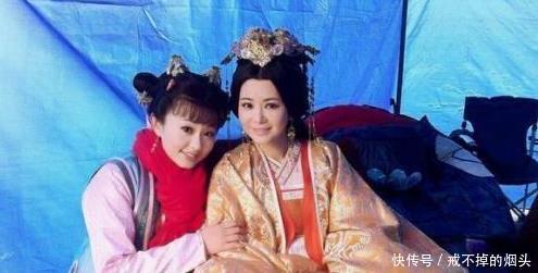 看中|她10岁被太子看中,15岁生子,皇帝上朝,她坐腿上!