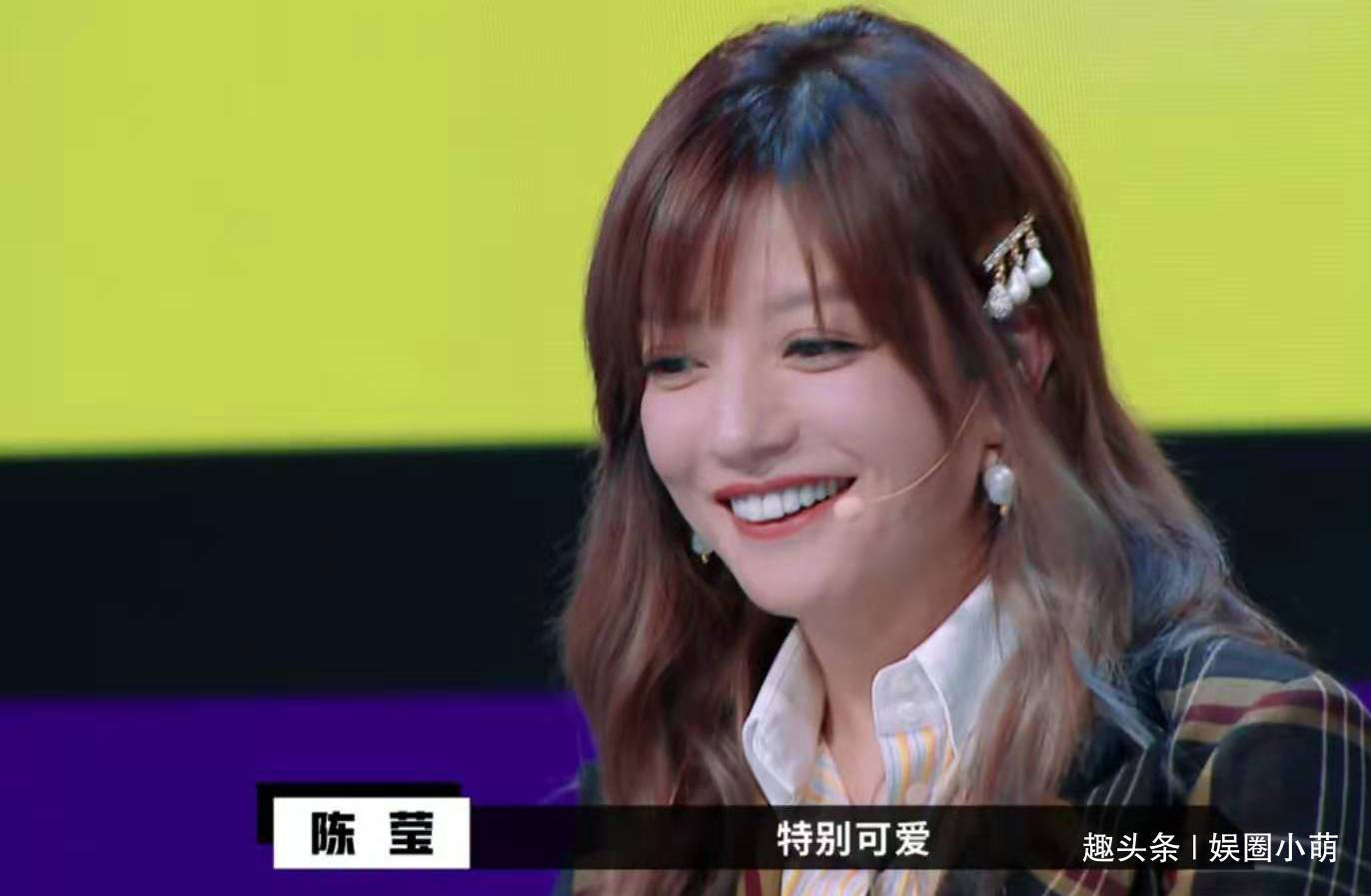  赵薇|赵薇和柳红同台无言，面对柳青每年重聚要求很敷衍，红不红是重点