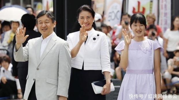  明仁天皇|想提前宣布新天皇年号怎么那么难？日本人都吵翻天了