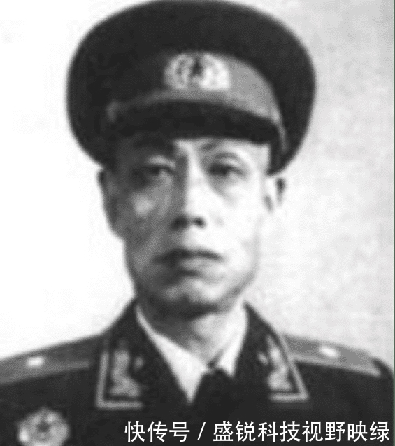 立刻|这位开国少将下部队视察,看到一老兵后竟吓了一跳,立刻向其敬礼