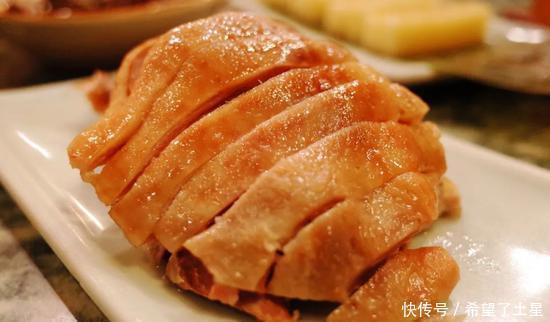 游客|那些坑游客的美食街，你去过几个