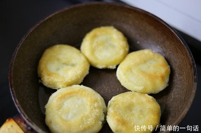 做法|这款小吃我家每年中秋都做它,又香又脆真美味,做法不难你也试试