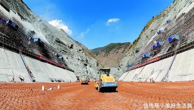 中国|中国再建逆天工程, 3000米高原建设大坝, 顶1.5个三峡