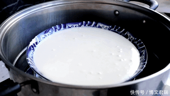 甜点|广式甜点“芒果糯米糍”,比雪媚娘制作简单,奶香浓郁,软糯拉丝