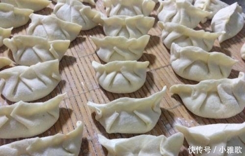  饺子馅|调饺子馅“最忌”放此物，大多数人都放，难怪饺子不鲜又难吃