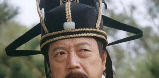 武则天|武则天驾崩前将江山归还李家，并非她傻，只是她发现一个秘密