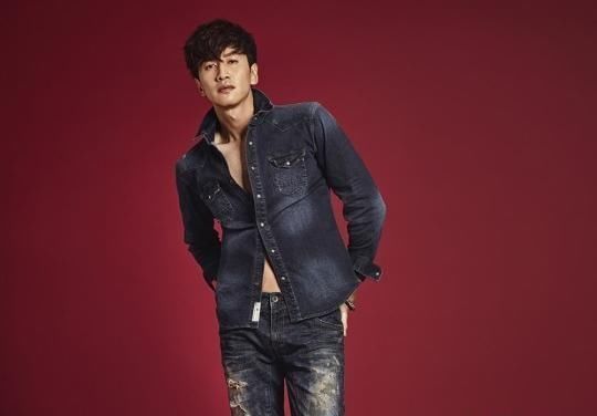  亲自|李光洙亲自认证撞脸练习生 被刘在石疯狂调侃 成功由模特转型演员