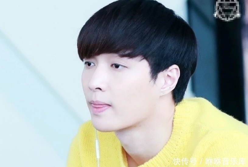 争相|张艺兴新曲《玉》出圈,被环球与韩网争相推荐,他的优秀值得看到