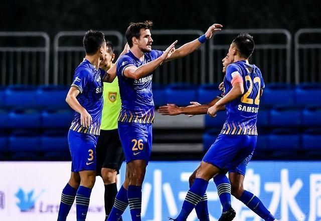 犯错|中超最差防线又被打爆!欧洲国脚犯错,4人目送对手扳平比分