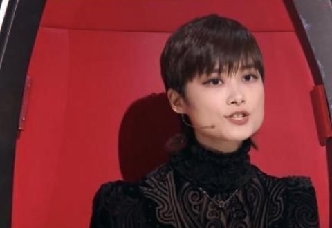 遭吐|《好声音》首播遭吐槽,导师抢人凸显尴尬,选错播放平台是硬伤