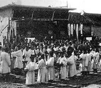 光绪帝|慈禧对权利的欲望，从对待光绪帝便可看出，尤其是她的两道懿旨